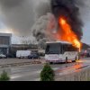 Un autocar în care se aflau 30 de elevi, a luat foc pe DN 57