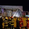 ISU reia căutările la blocul din Craiova, unde o femeie a murit, iar alte trei persoane au fost rănite, în urma unei explozii