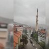 Momentul când un minaret al unei moschei din Turcia se prăbușește, doborât de vânt, a fost filmat