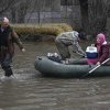 Peste 10.400 de locuinţe inundate în Rusia, după ruperea unui baraj din Orsk. Sunt așteptate inundații și în Siberia