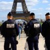 „S-a umplut paharul”. Un sindicat al polițiștilor francezi amenință că va perturba traseul torței olimpice