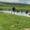 Braşoveni prinşi la pescuit în perioada de prohibiţie, în zona lacului Dumbravița