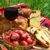 Tot mai mulți români vor să evite consumul excesiv de mâncare și băutură de Paște