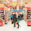 Oamenii nu par să sprijine închiderea hypermarket-urilor în weekend / Doar 3 din 10 ar fi de acord