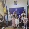 Prefectura județului Dâmbovița a găzduit o expoziție cu picturile unor copii extrem de talentați