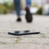 Un telefon pierdut la un supermarket din Sebeș și găsit de un alt client a fost furat din spațiul de depozitare al magazinului