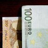 Euro scade, în timp ce dolarul crește ușor: Cursul valutar stabilit de BNM pentru astăzi