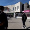 Fată de 14 ani, în comă după atacul unor adolescenți în afara unei școli din Franța
