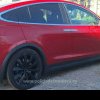 Un român prins la volanul unei maşini Tesla furate din Germania a declarat că a împrumutat-o