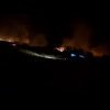 (VIDEO) 30 de hectare de vegetație uscată și pădure, arse la Novaci