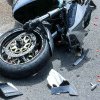 Impact între un autoturism şi un motociclu în Tăuții de Sus. Două persoane au ajuns la spital