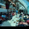 MAE: Două grupuri de cetăţeni români, blocate pe Aeroportul din Dubai din cauza fenomenelor meteorologice extreme