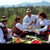 Oferta pentru Paște în Maramureș sună minunat!: Cazare cu demipensiune și cină festivă la Pensiunea Izisoara Resort*** în Comuna Săcel. Oferă o experiență minunată de cazare și tradiții autentice