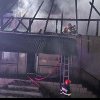 Incendiu la o casă și anexe în Gilău. Doi cai au ars de vii