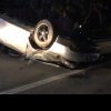VIDEO: O mașină s-a răsturnat în Rebrișoara. Doi tineri au ajuns la spital