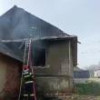 O mamă a trăit coșmarul de a fi alertată că i-a luat foc locuința în care erau cei 3 copii