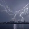 Inundațiile record au dezvăluit vulnerabilitatea Dubaiului. Pagube uriașe pentru economia mondială după ce viața 's-a oprit' în orașul luxului (analiză)