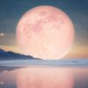 Luna roz în aprilie 2024, explozie de schimbări pentru zodii: Trei ritualuri secrete care îți aduc beneficii