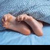 Suferi de cârcei la picioare noaptea? Cauze și soluții pentru disconfortul din timpul somnului