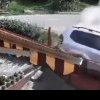 Un șofer neamț băut a făcut prăpăd pe șoselele din România, apoi s-a proptit în gardul unei case