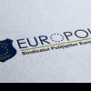 Video | Un bărbat taie anvelopa unei autospeciale de Poliţie - Sindicatul Europol: Autorii morali, parlamentarii României care au modificat legislaţia