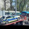 FOTO. Un BMW al Poliției, făcut praf de tramvai. Vătmănița era cu ochii în telefon