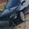 La un pas de moarte! Un bărbat din Dâmbovița s-a urcat beat la volan și a ajuns cu mașina într-un cap de pod