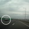 Calatorie cu peripetii pe podul Braila - Tulcea. Un sofer merge pe contrasens! (FOTO+VIDEO)