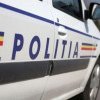 A furat o mașină dintr-o curte din Ocna Mureș, s-a plimbat cu ea prin oraș și după a abandonat-o: Tânăr de 24 de ani, cercetat de polițiști