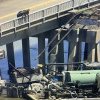 O barjă loveşte un pilon de pod în Texas, provocând pagube şi o scurgere de petrol, fiind închis singurul drum către o mică insulă vecină / Nu s-au raportat victime / Incidentul, la aproape şapte săptămâni după cel din portul Baltimore