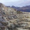 O organizaţie neguvernamentală cere în instanţă suspendarea executării Ordinului Agenţiei Naţionale pentru Resurse Minerale care permite companiei Roşia Montană Gold Corporation exploatarea resurselor de aur din judeţul Alb