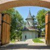 S-a deschis un nou traseu ecumenic în România. Ce secrete ascunde „Tărâmul Sfinților” din codrii Botoșanilor