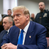 Trump, ameninţat din nou cu ”încarcerarea” şi amendat cu 1.000 de dolari de Merchan în procesul penal de la New York