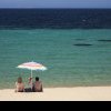 Oamenii se pot căsători complet dezbrăcați pe o plajă din Sardinia. Primarul a avut ideea și spune că motivele sunt serioase