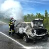 VIDEO | Mașină făcută scrum pe raza comunei Ștefan cel Mare, după ce a luat foc în mers