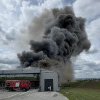 Incendiu devastator la o fabrică de ferestre termopan din orașul Salcea (FOTO)