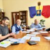 Viceprimarul Marius Rîpan: ”Am semnat  alături de domnul primar Ilie Bonches, contractul de proiectare și execuție pentru reabilitarea primelor 20 de blocuri din Vatra Dornei”