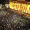 Georgia: Mii de manifestanți din nou în stradă contra unui proiect de lege controversat privind „ influența străină”