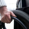 Indemnizațiile pentru adulții și copiii cu handicap grav cresc din iunie
