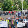 Taxele prea mari pe salarii au scos mii de români în stradă