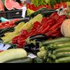 Reguli noi în piețe. Apar etichetele pe fructe și legume