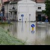Români luați de ape, la inundațiile catastrofale din Italia. Nimeni nu-i știe, dar mașina avea numere de România
