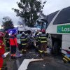 Accident între un autobuz și o dubă de transport marfă între Râşnov şi Predeal. O persoană a murit și alte trei au fost rănite