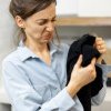 Prevenirea și rezolvarea mirosurilor neplăcute de pe hainele dumneavoastră