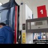 Un șofer român de TIR din Belgia și-a lăsat prietenii, tot români, să folosească de zeci de ori cardul de combustibil dat de firmă: „O decizie stupidă”