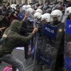Val de proteste de 1 Mai în Europa. Stare de asediu la Istanbul şi ciocniri violente în Franţa. Sute de persoane au fost arestate