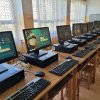 Două şcoli din județul Brașov vor primi calculatoare, prin proiectul Dăm Click pe România