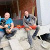 FOTO Cățeluşă salvată după 8 ore dintr-o vizuină de vulpe, în Cluj. La operațiune a participat și un câine care a ajutat la căutarea victimelor după cutremurul din Turcia