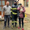 Pompierii brașoveni au salvat o pisică blocată între două ziduri