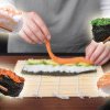 Cum să prepari sushi acasă: Ghid pas cu pas. Cât trebuie să fierbi orezul ca să iasă perfect